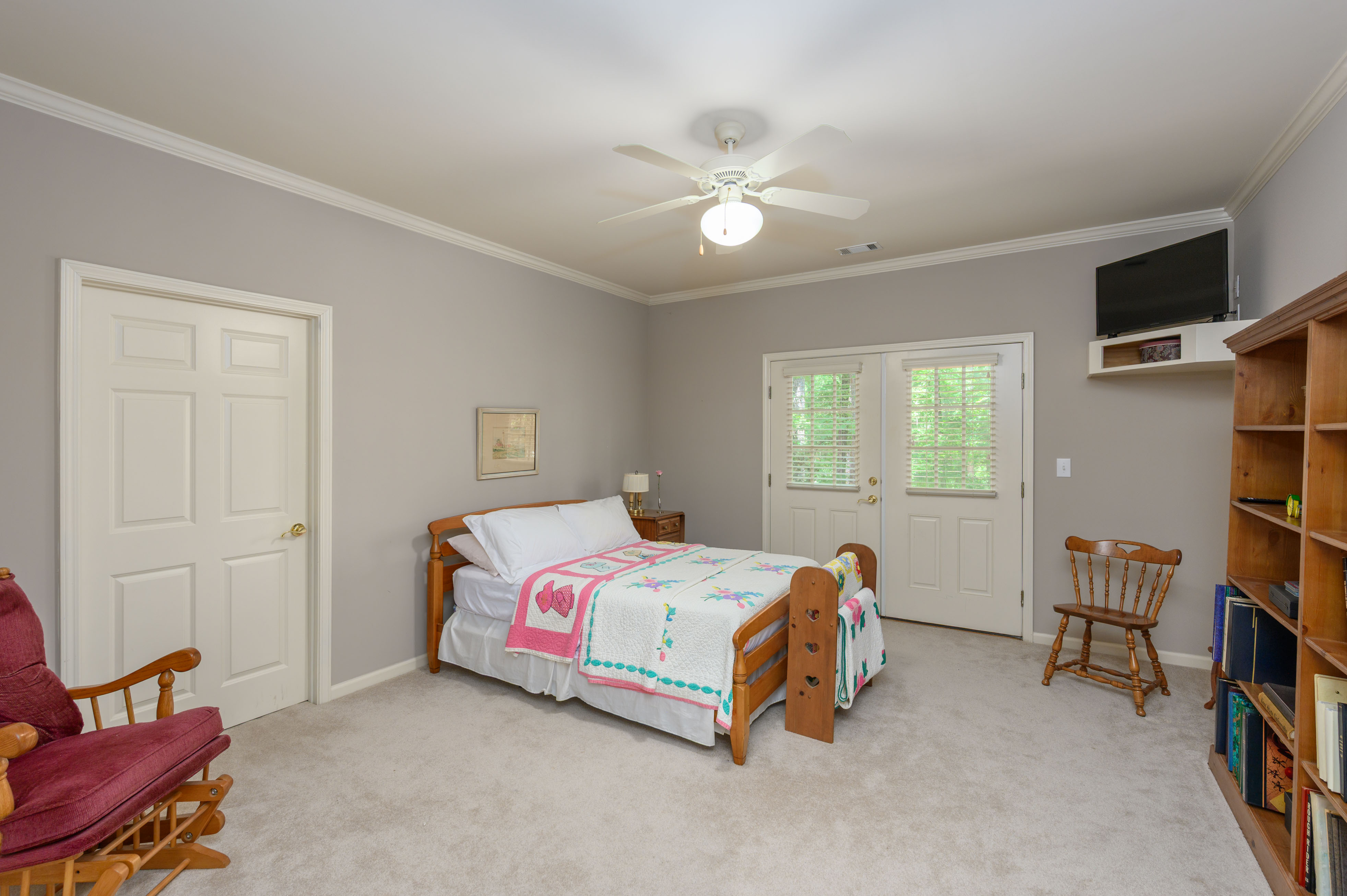 1011 Dejarnet Court image 33